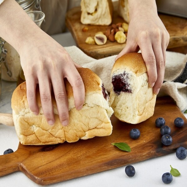 유기가공식품 전문베이커리 올가문,유기 70% 비건 블루베리 식빵